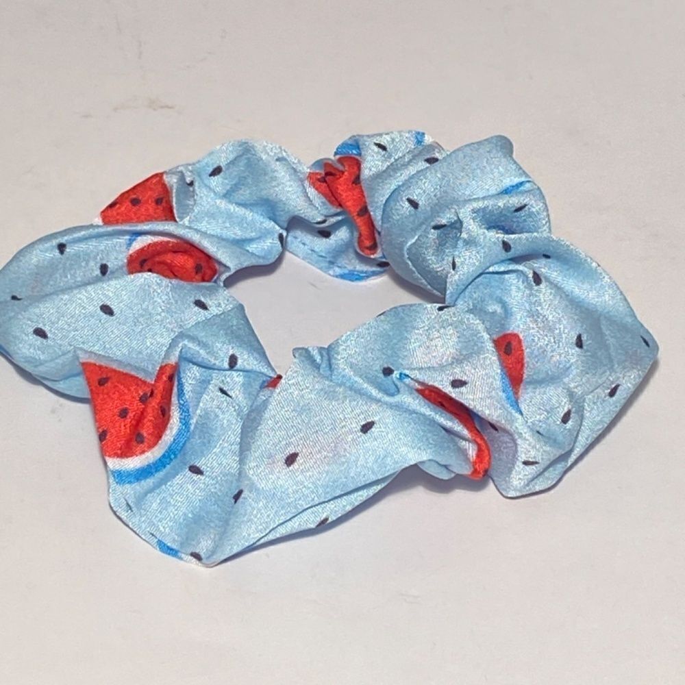 1397 Set of 6 Lightweight Summer Print Scrunchie NWT - Picture 6 of 9